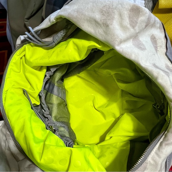 Lululemon Sackasana Gym Yoga Tote Shoulder Bag - Picture 10 of 11